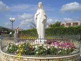 Statue of Queen of Peace